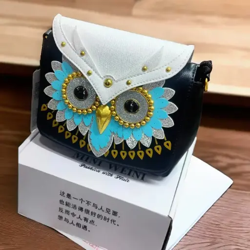 owl sling trending